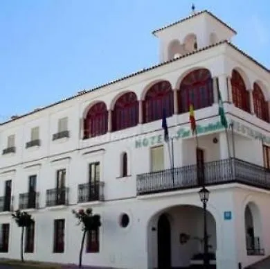 Hotel Castanos 2*