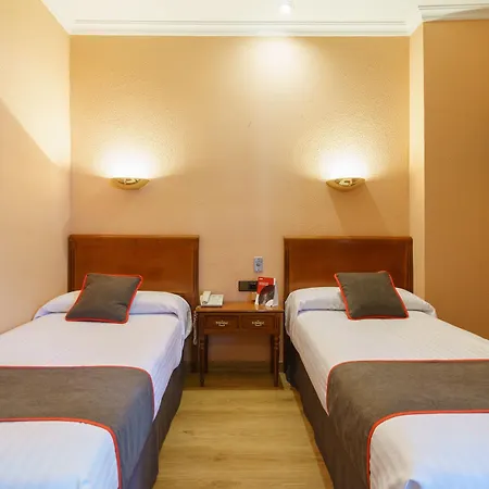 Castanos Hotel