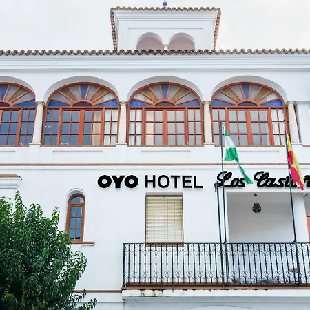 Hotel Castanos 2*