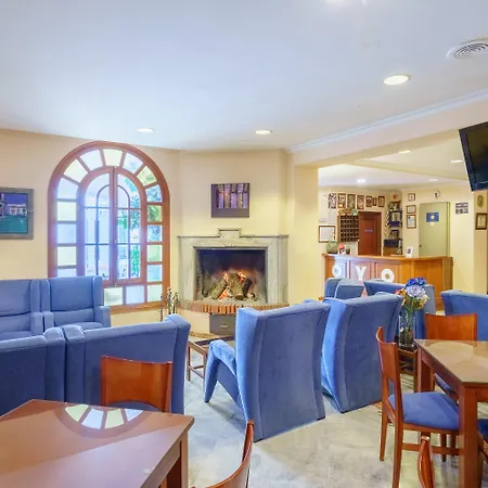 Hotel Castanos 2*