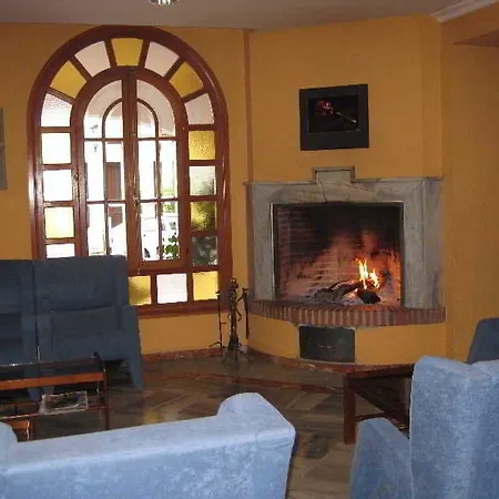 Castanos Hotel
