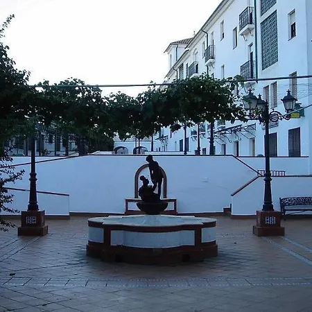 Castanos 2*